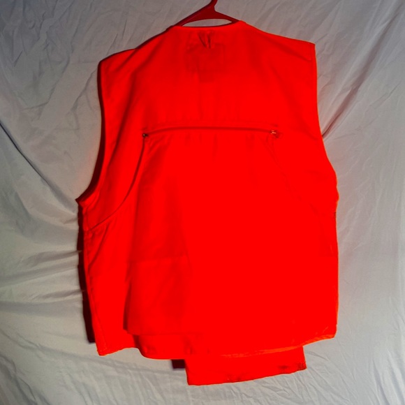 Safety hunting vest with insulated pants - Picture 2 of 3